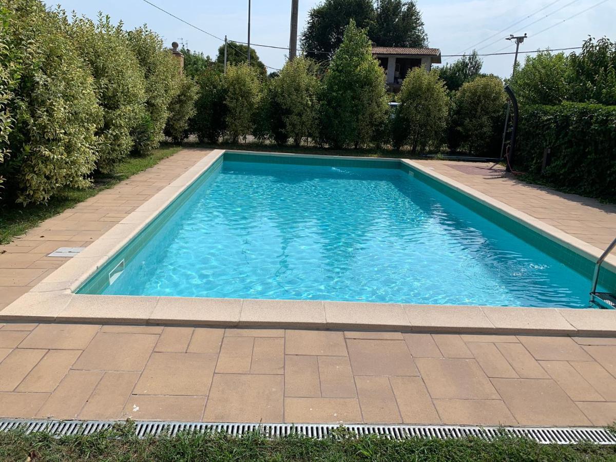 Charming Attic Apartment With Balcony & Swimming Pool ديسينسانو ديل غاردا المظهر الخارجي الصورة